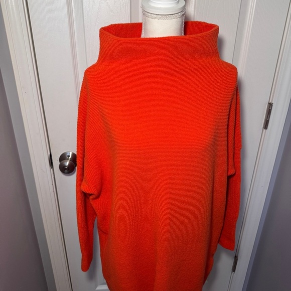 Free People Oversized Orangish-Red Mock Neck Sweater - Picture 4 of 16